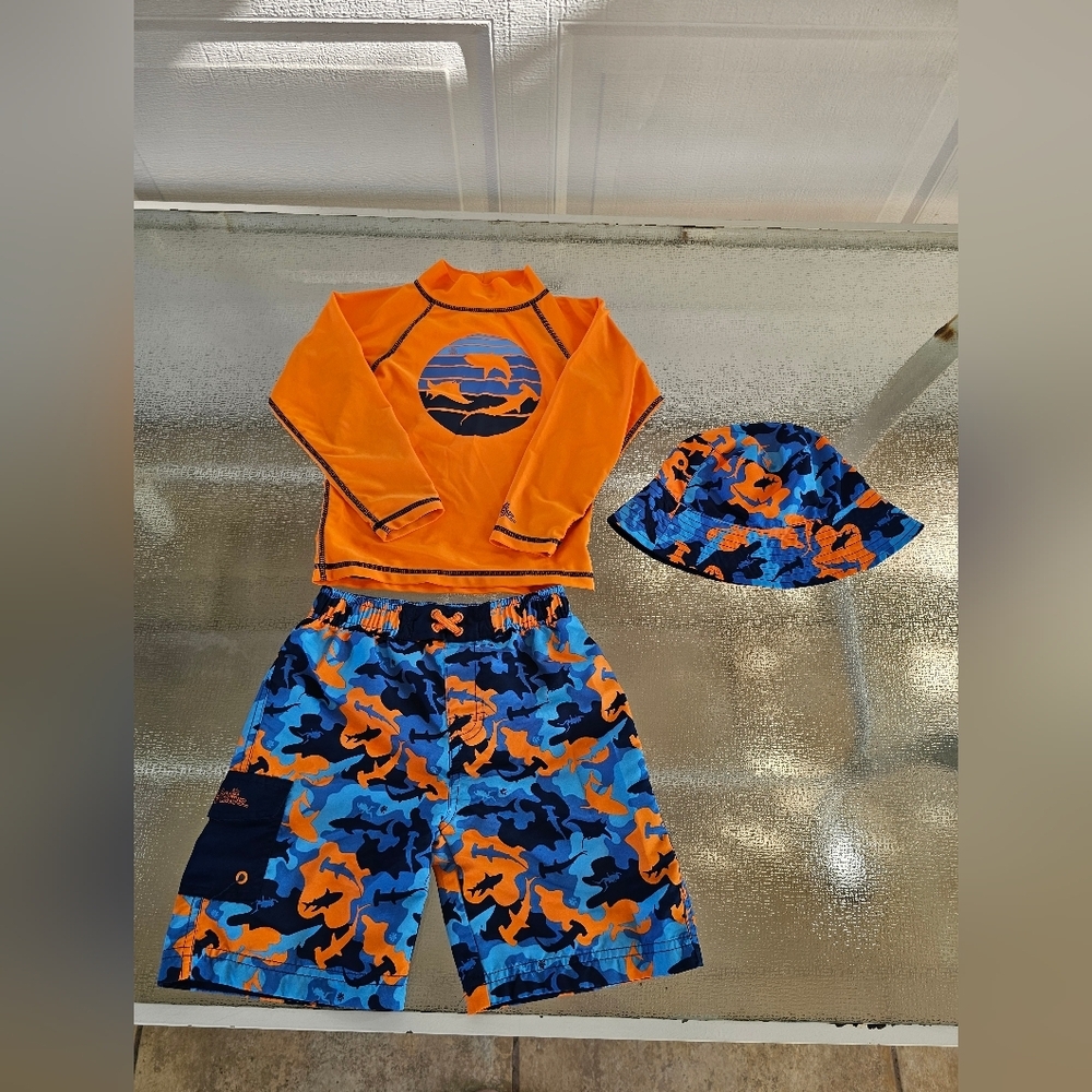 UV Skinz Kids Swim Set Orange Shark Rash Guard Board Shorts Hat UPF50 Beach - Picture 3 of 9